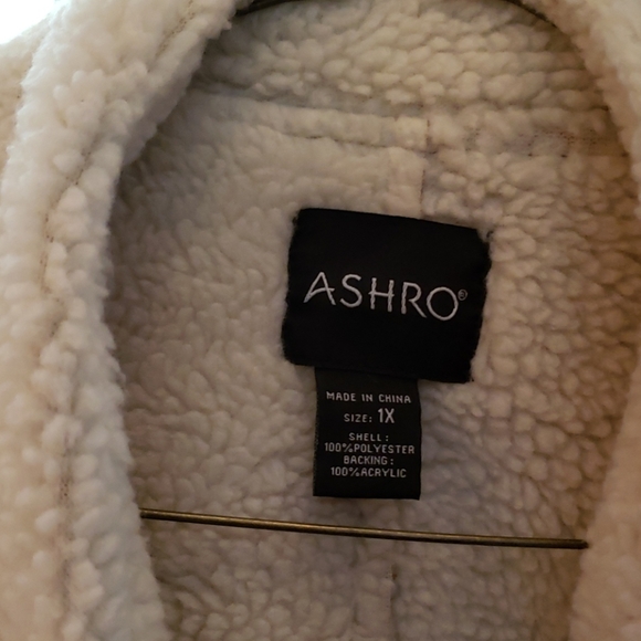 Coat - Picture 3 of 5